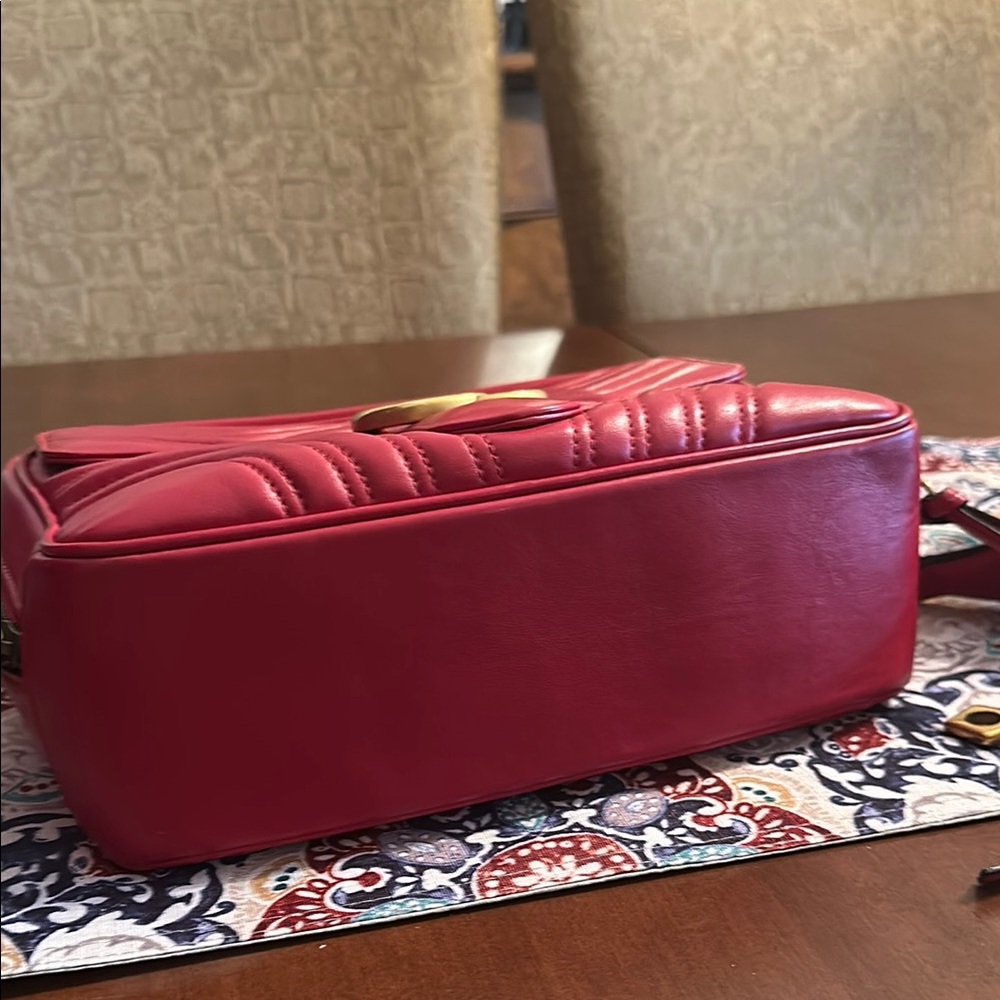 Gucci Red Crossbody Bag with Chevron Quilting - Picture 10 of 10
